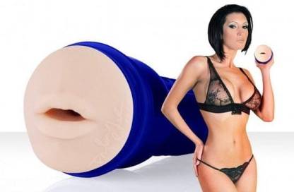 FleshLight или Tenga: какой мастурбатор выбрать?