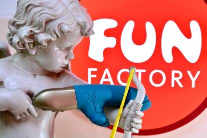 ВИБРАТОР С РЕЗИНКОЙ FUN FACTORY AMORINO